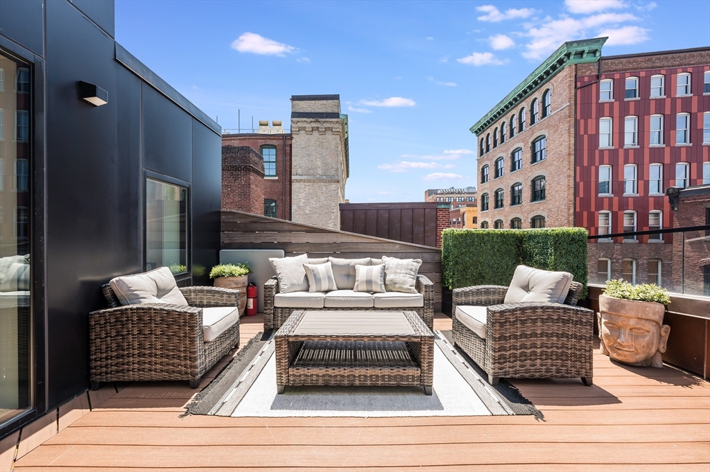 4 bed, 3 bath apartment for rent at 355 Congress Unit PH2, South Boston — photo 16 of 35
