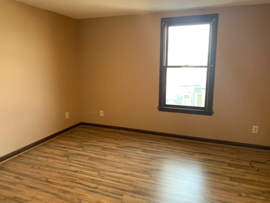 2 bed, 1 bath apartment for rent at 355 Field St Unit  2, Fall River — photo 6 of 10