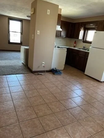 2 bed, 1 bath apartment for rent at 355 Field St Unit  2, Fall River — photo 2 of 10