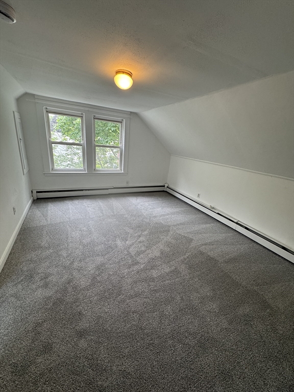 4 bed, 1 bath apartment for rent at 355 Jefferson Ave Unit 2, Salem — photo 15 of 16