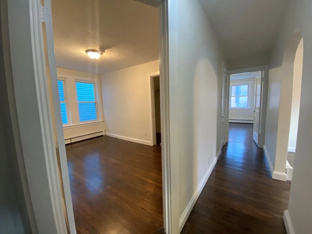 4 bed, 1 bath apartment for rent at 355 Market St Unit 1, Brighton — photo 3 of 13
