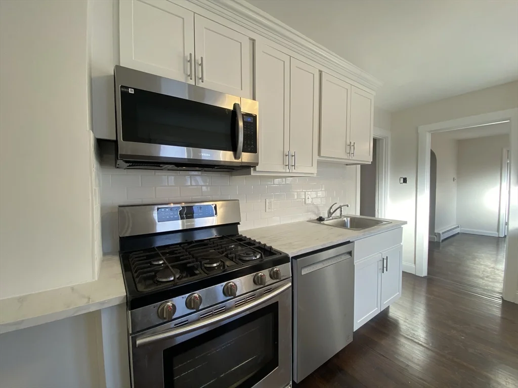 4 bed, 1 bath apartment for rent at 355 Market St Unit 1, Brighton — photo 2 of 13