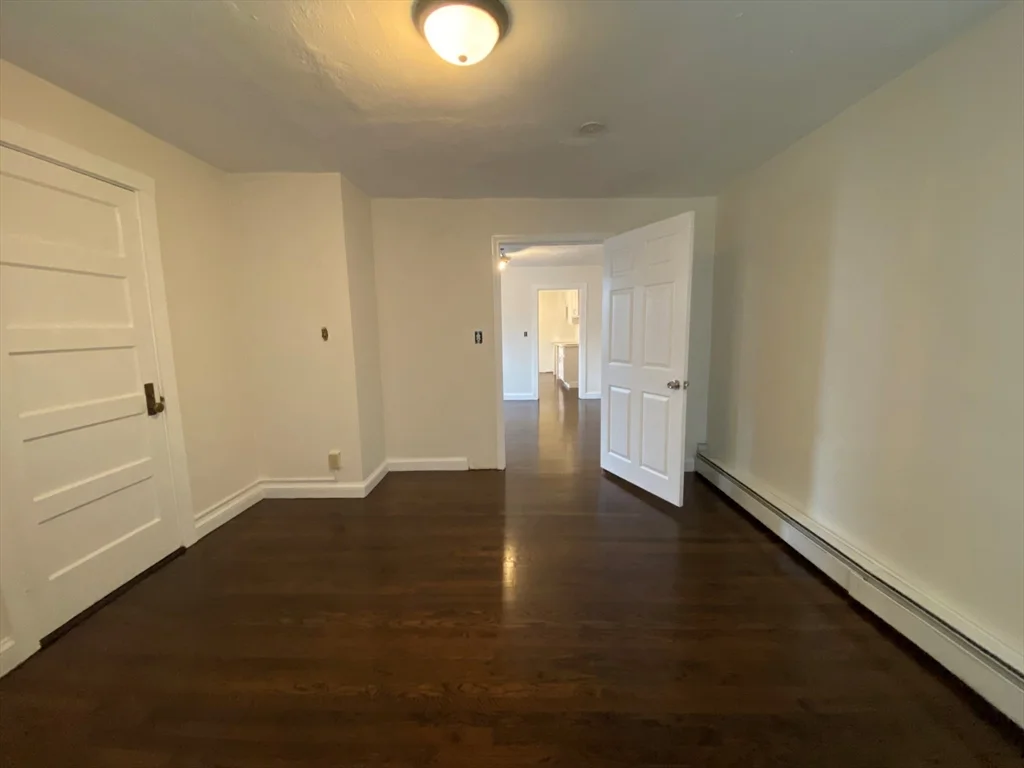 4 bed, 1 bath apartment for rent at 355 Market St Unit 1, Brighton — photo 4 of 13