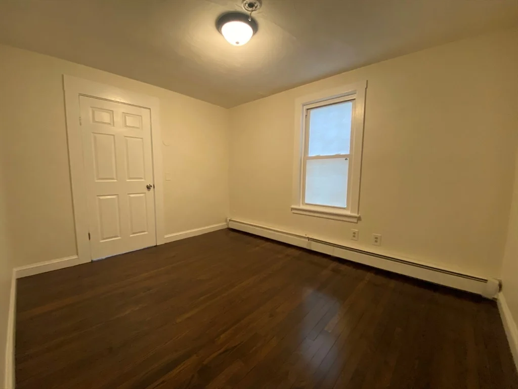 4 bed, 1 bath apartment for rent at 355 Market St Unit 1, Brighton — photo 5 of 13