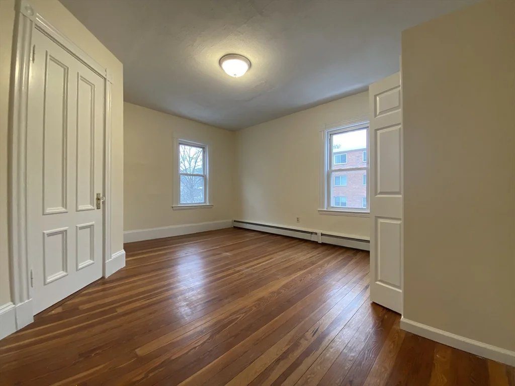 4 bed, 2 bath apartment for rent at 355 Market St Unit 2, Brighton — photo 2 of 9