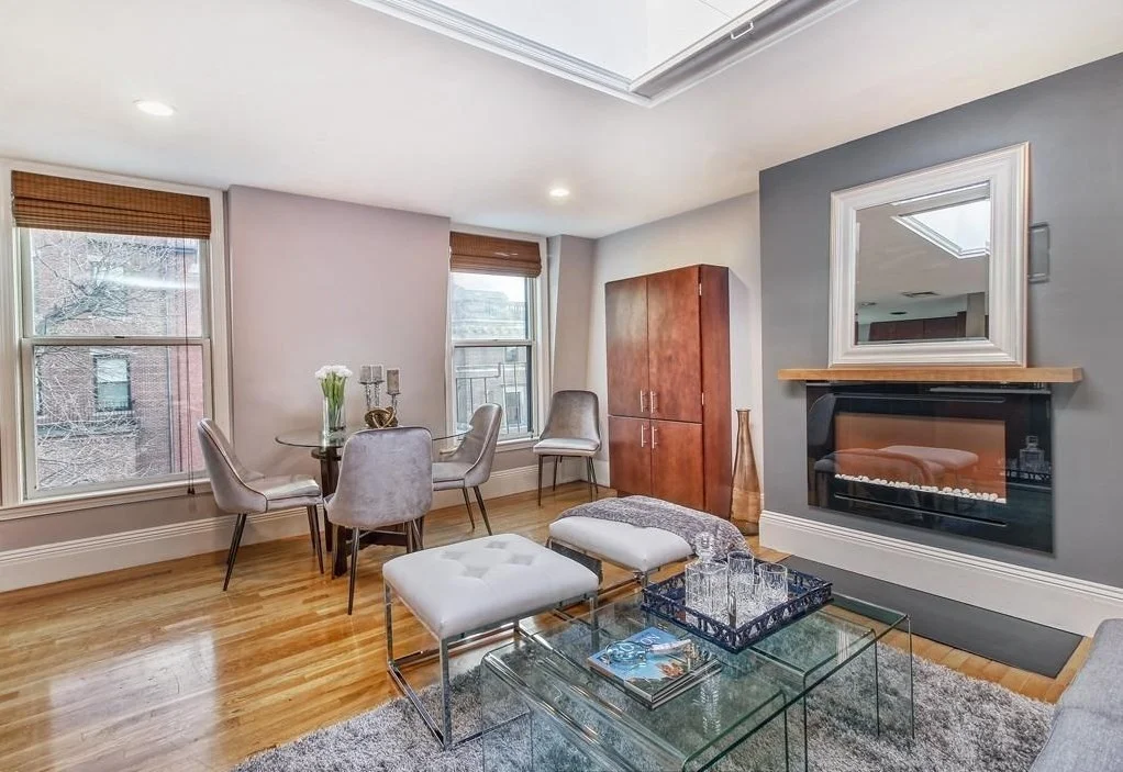 2 bed, 2 bath apartment for rent at 356 Marlborough Unit 4, Back Bay