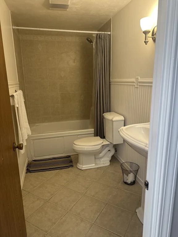 2 bed, 1 bath apartment for rent at 356 Neponset St Unit E, Norwood — photo 6 of 9