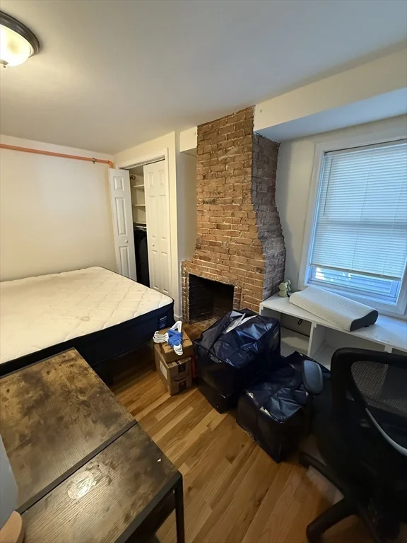 5 bed, 2 bath apartment for rent at 357-359 Cambridge St Unit 2L, East Cambridge — photo 5 of 14