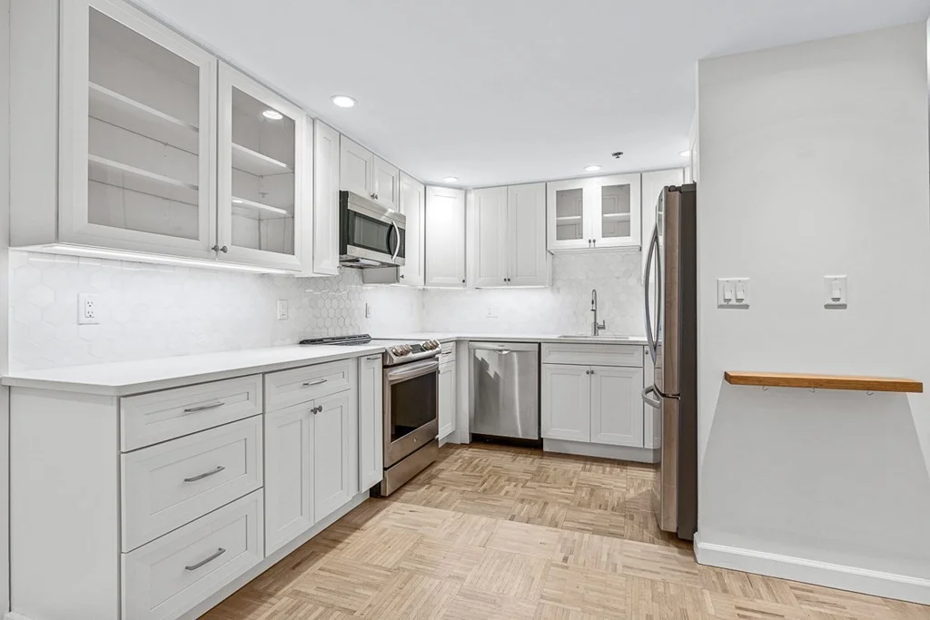 1 bed, 1 bath apartment for rent at 357 Commercial St Unit 003, Waterfront — photo 2 of 24