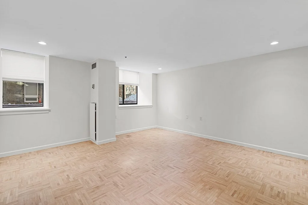 1 bed, 1 bath apartment for rent at 357 Commercial St Unit 003, Waterfront — photo 10 of 24