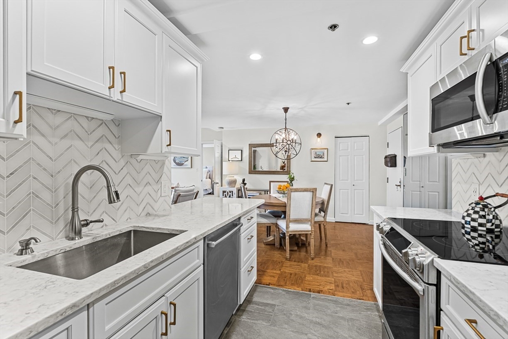 2 bed, 2 bath apartment for rent at 357 Commercial St Unit 107, Waterfront — photo 6 of 24
