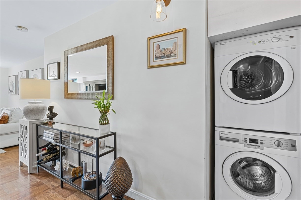 2 bed, 2 bath apartment for rent at 357 Commercial St Unit 107, Waterfront — photo 14 of 24