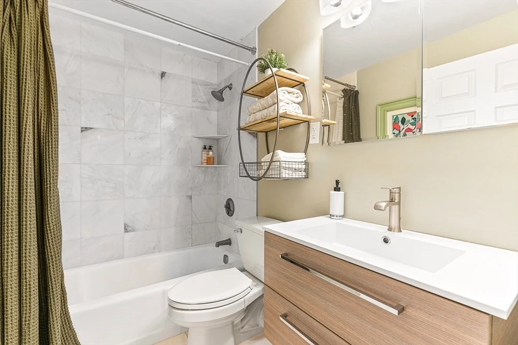 1 bed, 1 bath apartment for rent at 357 Commercial St Unit 121, North End — photo 12 of 22