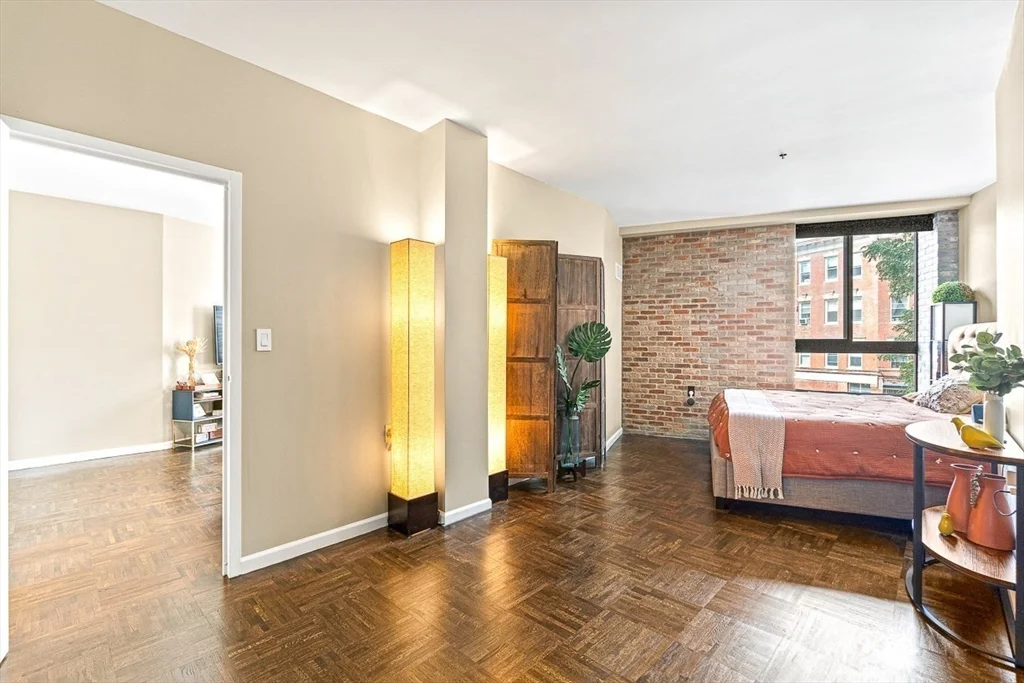 1 bed, 1 bath apartment for rent at 357 Commercial St Unit 121, North End — photo 11 of 22