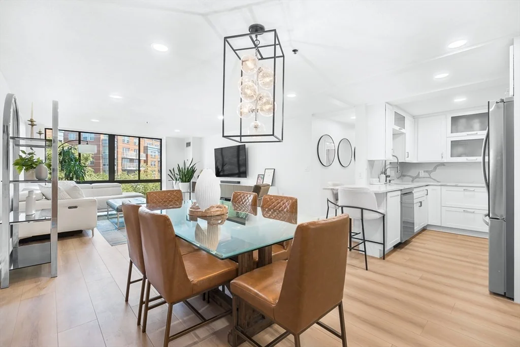 2 bed, 1 bath apartment for rent at 357 Commercial St Unit 206, North End — photo 5 of 23