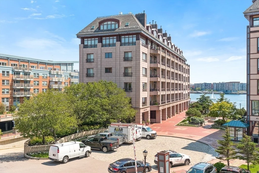 2 bed, 1 bath apartment for rent at 357 Commercial St Unit 206, North End — photo 16 of 23