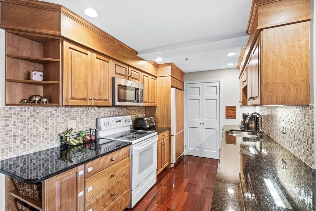 2 bed, 2 bath apartment for rent at 357 Commercial St Unit 305, North End — photo 9 of 25