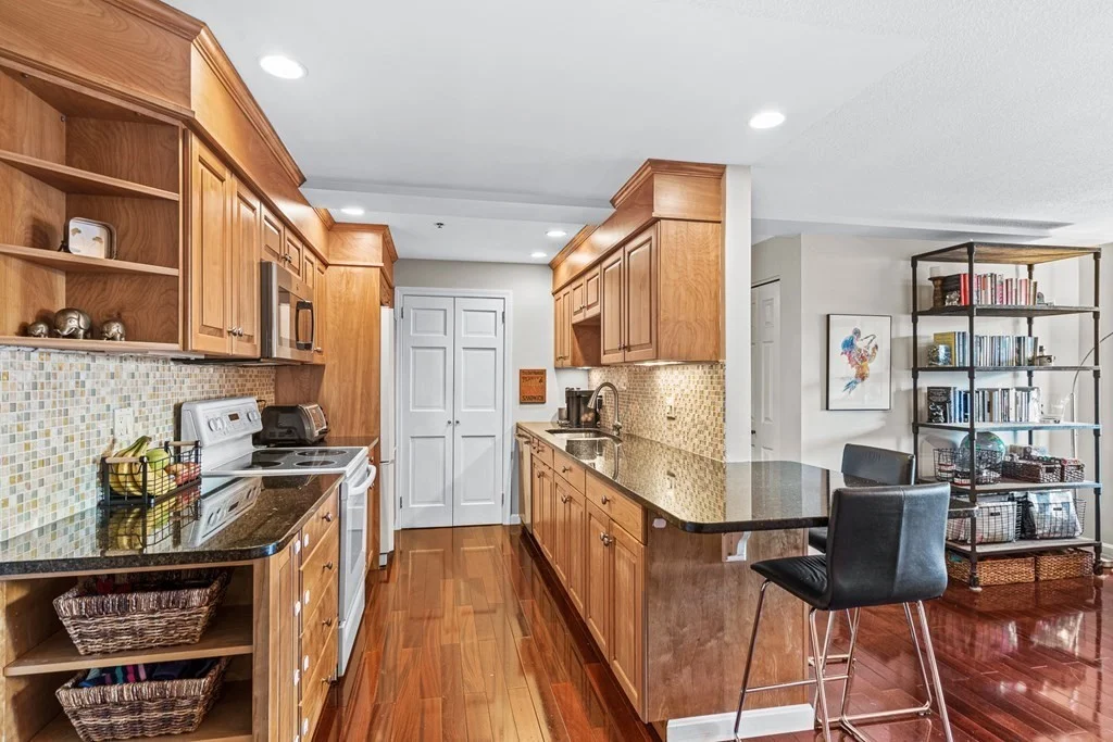 2 bed, 2 bath apartment for rent at 357 Commercial St Unit 305, North End — photo 8 of 25