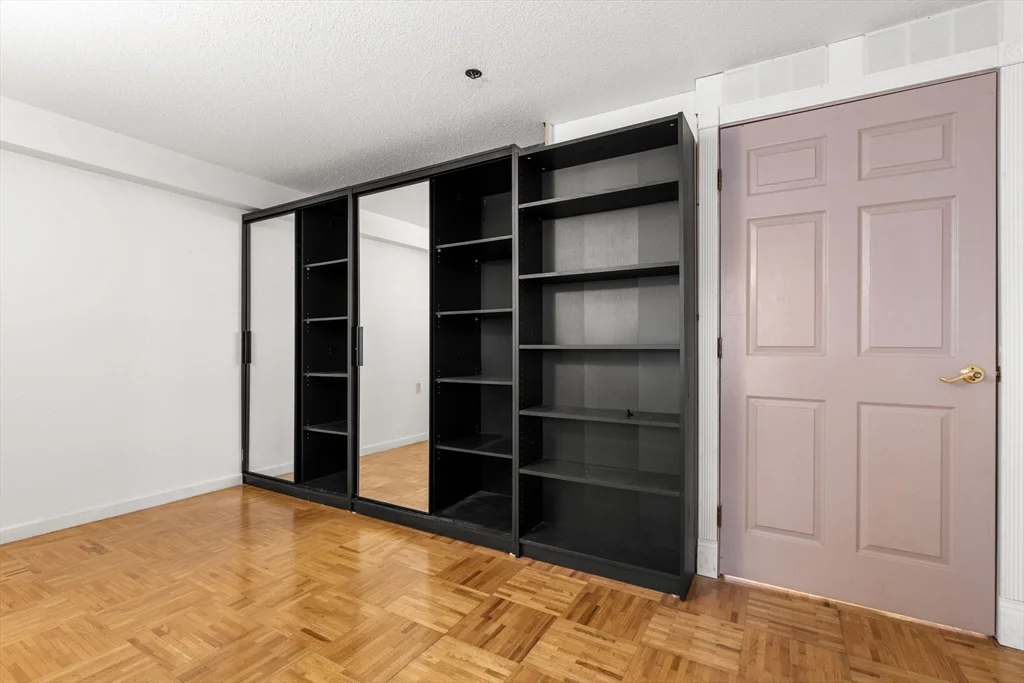 2 bed, 1 bath apartment for rent at 357 Commercial St Unit 412, North End — photo 14 of 33