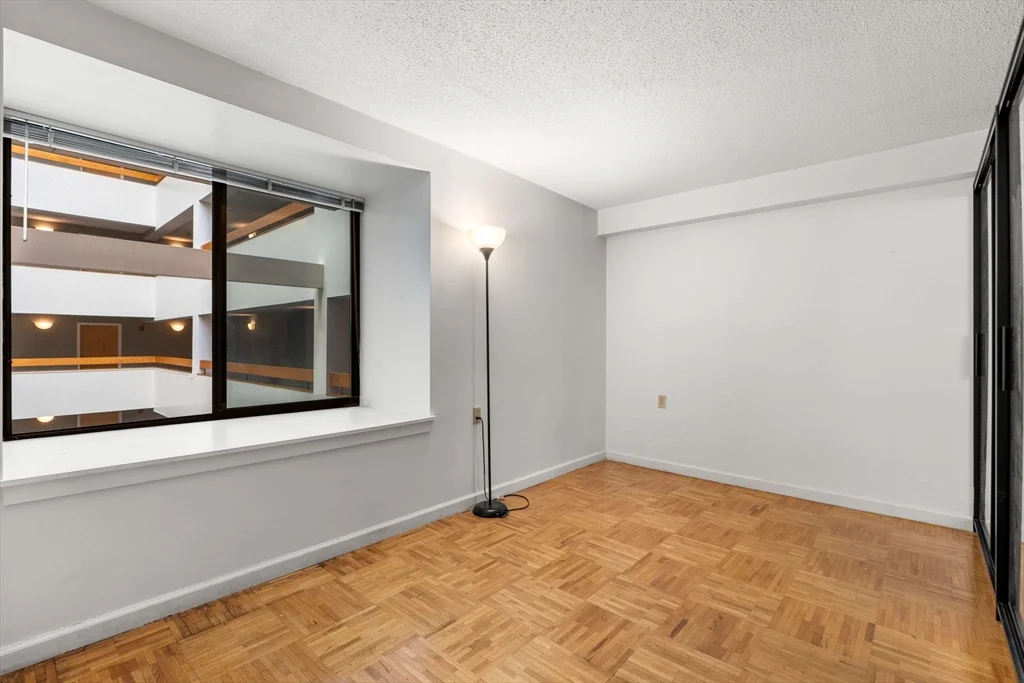 2 bed, 1 bath apartment for rent at 357 Commercial St Unit 412, North End — photo 11 of 33