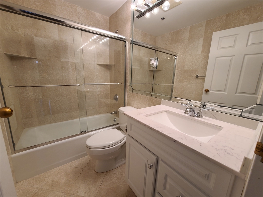 2 bed, 1.5 bath apartment for rent at 357 Commercial St Unit 507, North End — photo 14 of 22