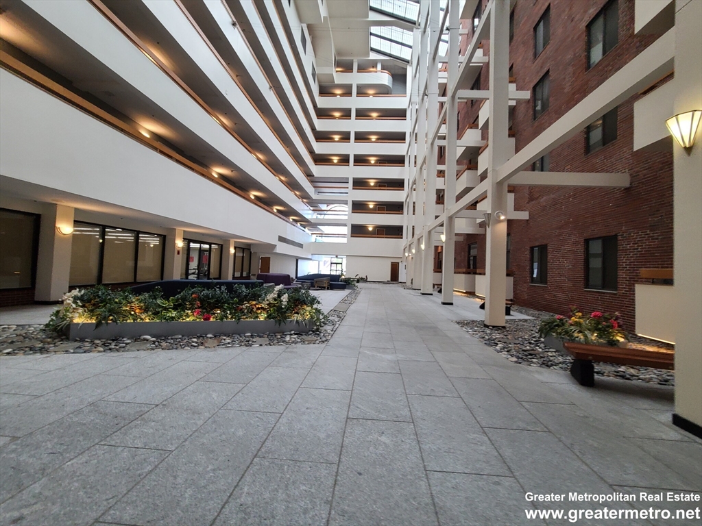 2 bed, 1.5 bath apartment for rent at 357 Commercial St Unit 507, North End — photo 21 of 22