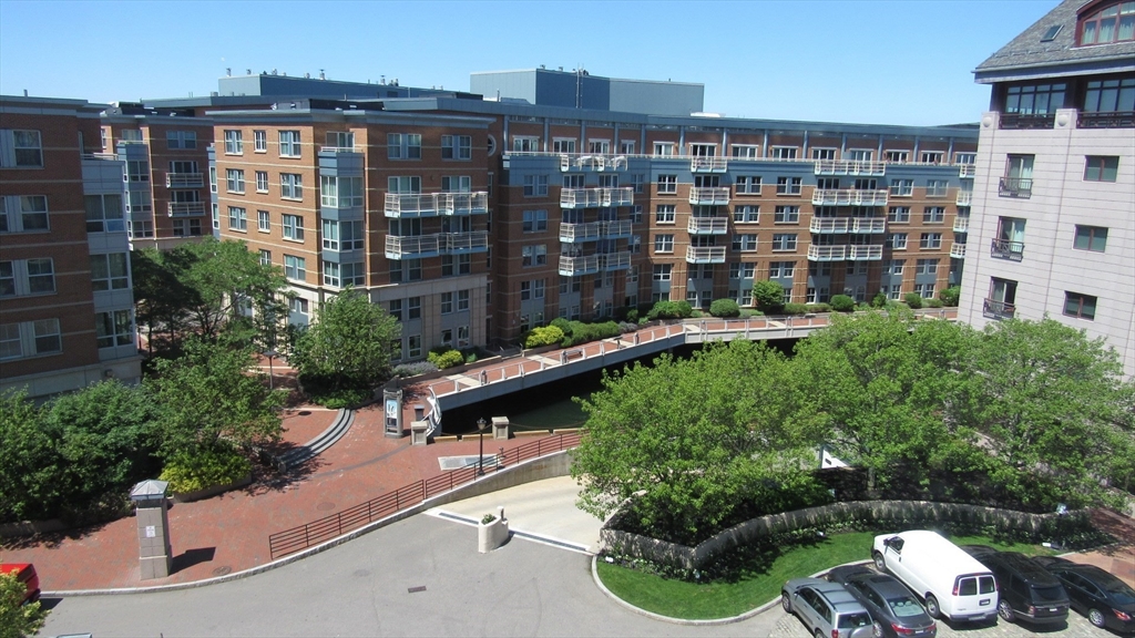 2 bed, 1.5 bath apartment for rent at 357 Commercial St Unit 507, North End — photo 1 of 22
