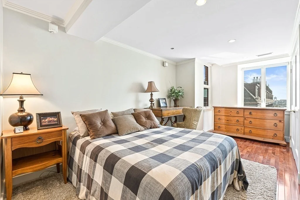 2 bed, 2 bath apartment for rent at 357 Commercial St Unit 725, Boston — photo 14 of 29
