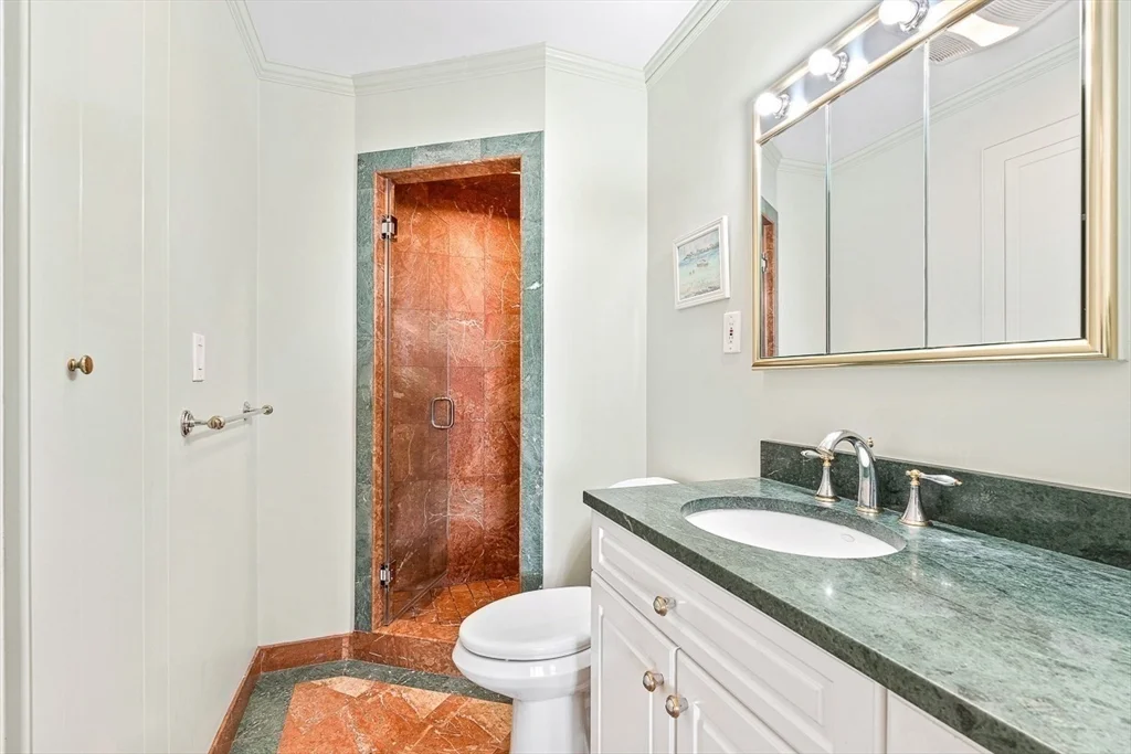 2 bed, 2 bath apartment for rent at 357 Commercial St Unit 725, Boston — photo 18 of 29