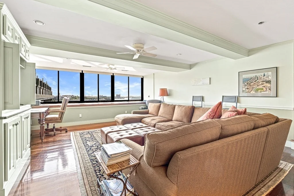 2 bed, 2 bath apartment for rent at 357 Commercial St Unit 725, Boston — photo 4 of 29
