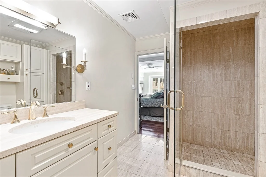 2 bed, 2 bath apartment for rent at 357 Commercial St Unit 725, Boston — photo 17 of 29