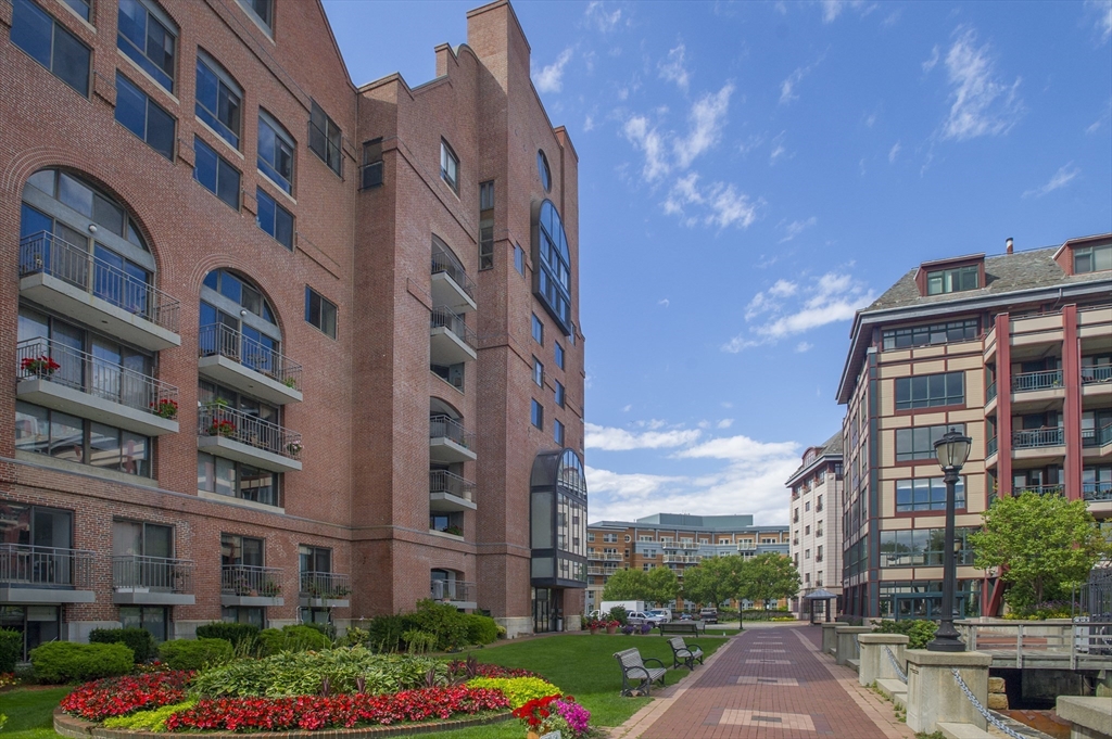 2 bed, 2 bath apartment for rent at 357 Commercial Unit 604, Waterfront — photo 18 of 20