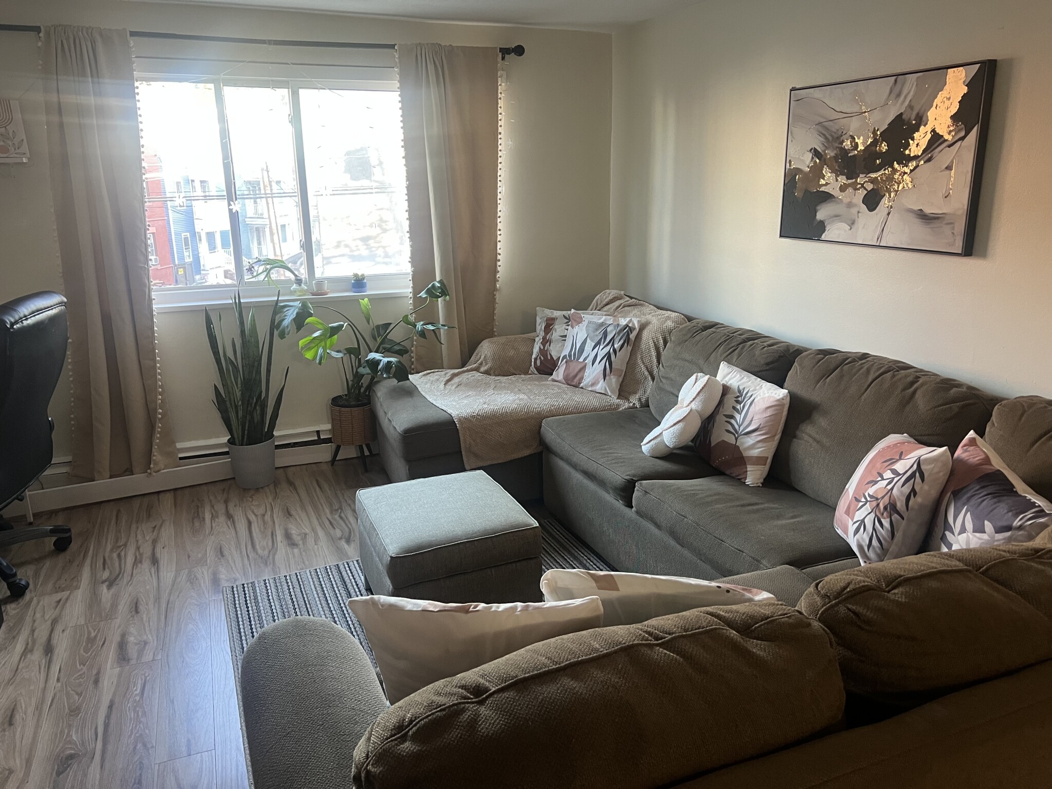 2 bed, 1 bath apartment for rent at 357 Faneuil St Unit 9, Brighton — photo 6 of 7