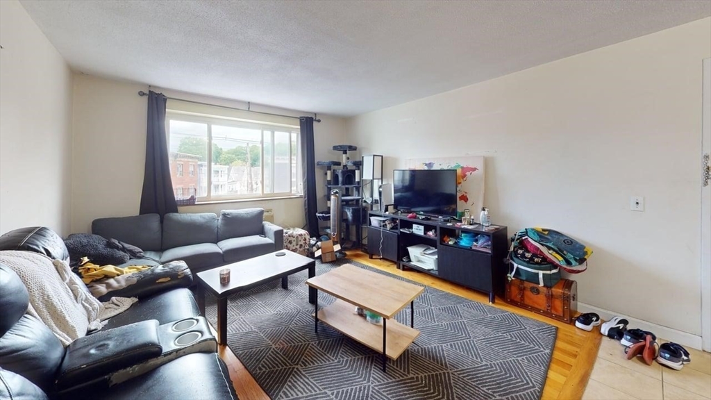 2 bed, 1 bath apartment for rent at 357 Faneuil St Unit 15, Brighton — photo 2 of 11