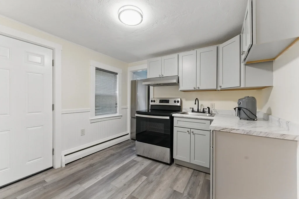1 bed, 1 bath apartment for rent at 357 Granite St Unit 1R, Quincy — photo 2 of 7