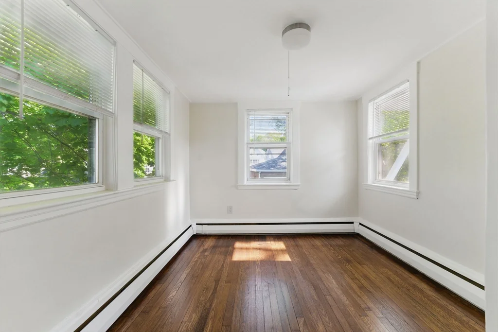 2 bed, 1 bath apartment for rent at 357 Granite St Unit 2, Quincy — photo 11 of 12