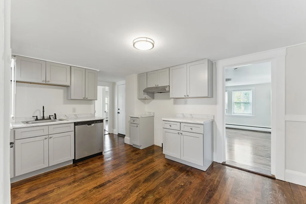 2 bed, 1 bath apartment for rent at 357 Granite St Unit 2, Quincy