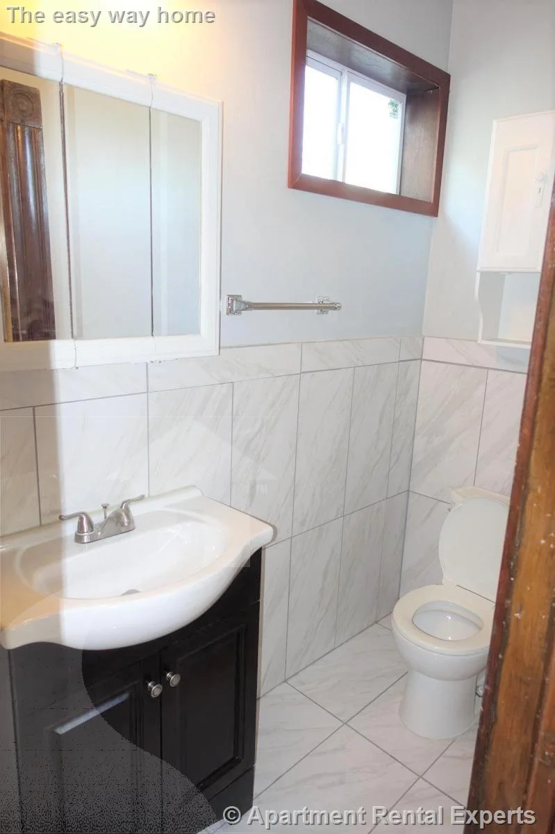 4 bed, 2 bath apartment for rent at 357 Highland Ave Unit 1R, Davis Square — photo 5 of 18