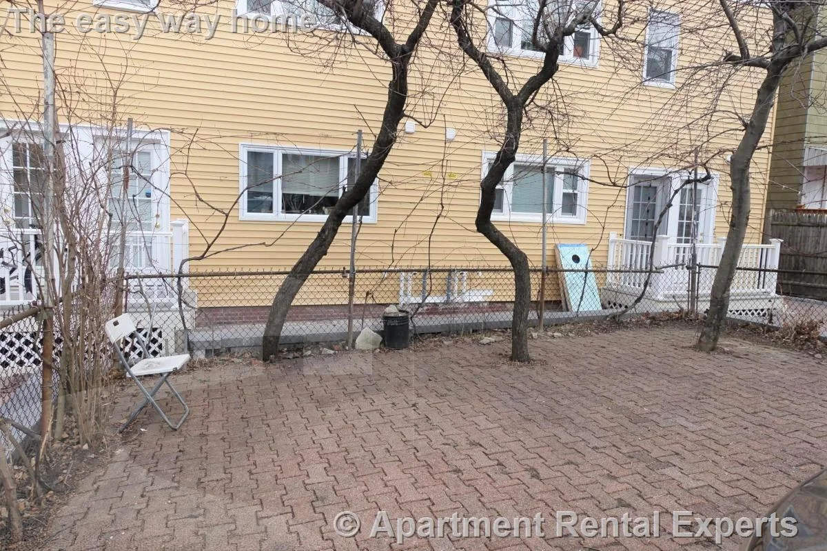 4 bed, 2 bath apartment for rent at 357 Highland Ave Unit 1R, Davis Square — photo 18 of 18