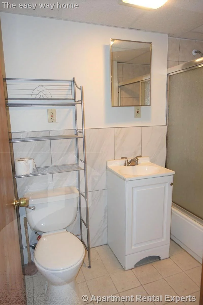 4 bed, 2 bath apartment for rent at 357 Highland Ave Unit 1R, Davis Square — photo 17 of 18