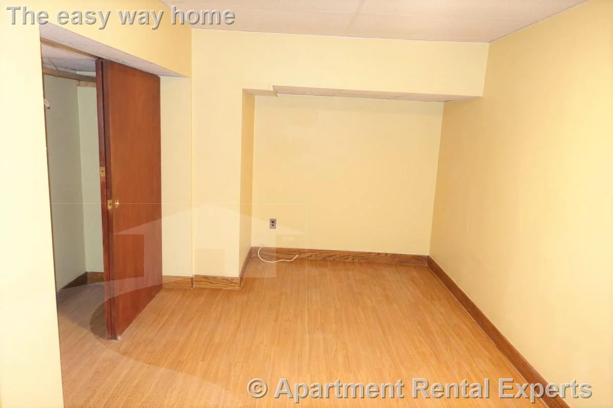 4 bed, 2 bath apartment for rent at 357 Highland Ave Unit 1R, Davis Square — photo 11 of 18