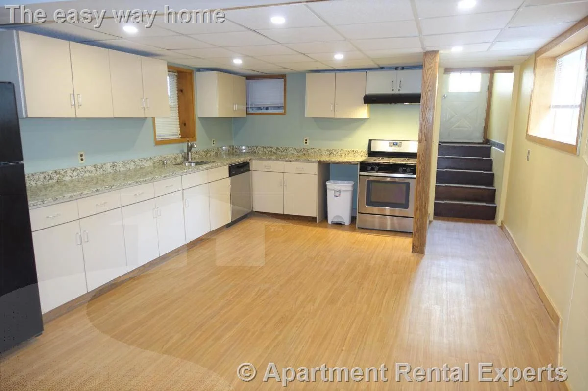 4 bed, 2 bath apartment for rent at 357 Highland Ave Unit 1R, Davis Square — photo 1 of 18