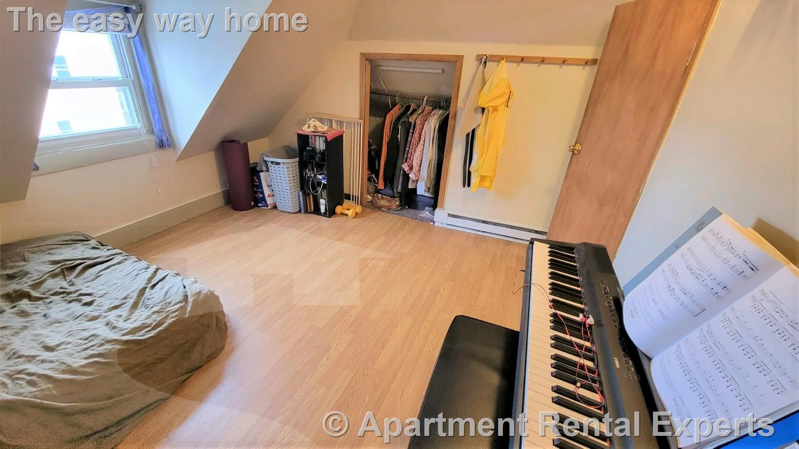 4 bed, 1 bath apartment for rent at 357 Highland Ave Unit 2, Davis Square — photo 4 of 10