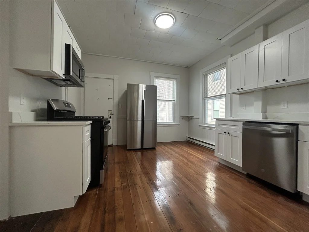2 bed, 1 bath apartment for rent at 357 Prospect St Unit 2, Wellington-Harrington