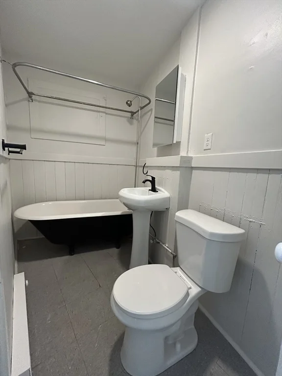 2 bed, 1 bath apartment for rent at 357 Prospect St Unit 2, Wellington-Harrington — photo 11 of 13