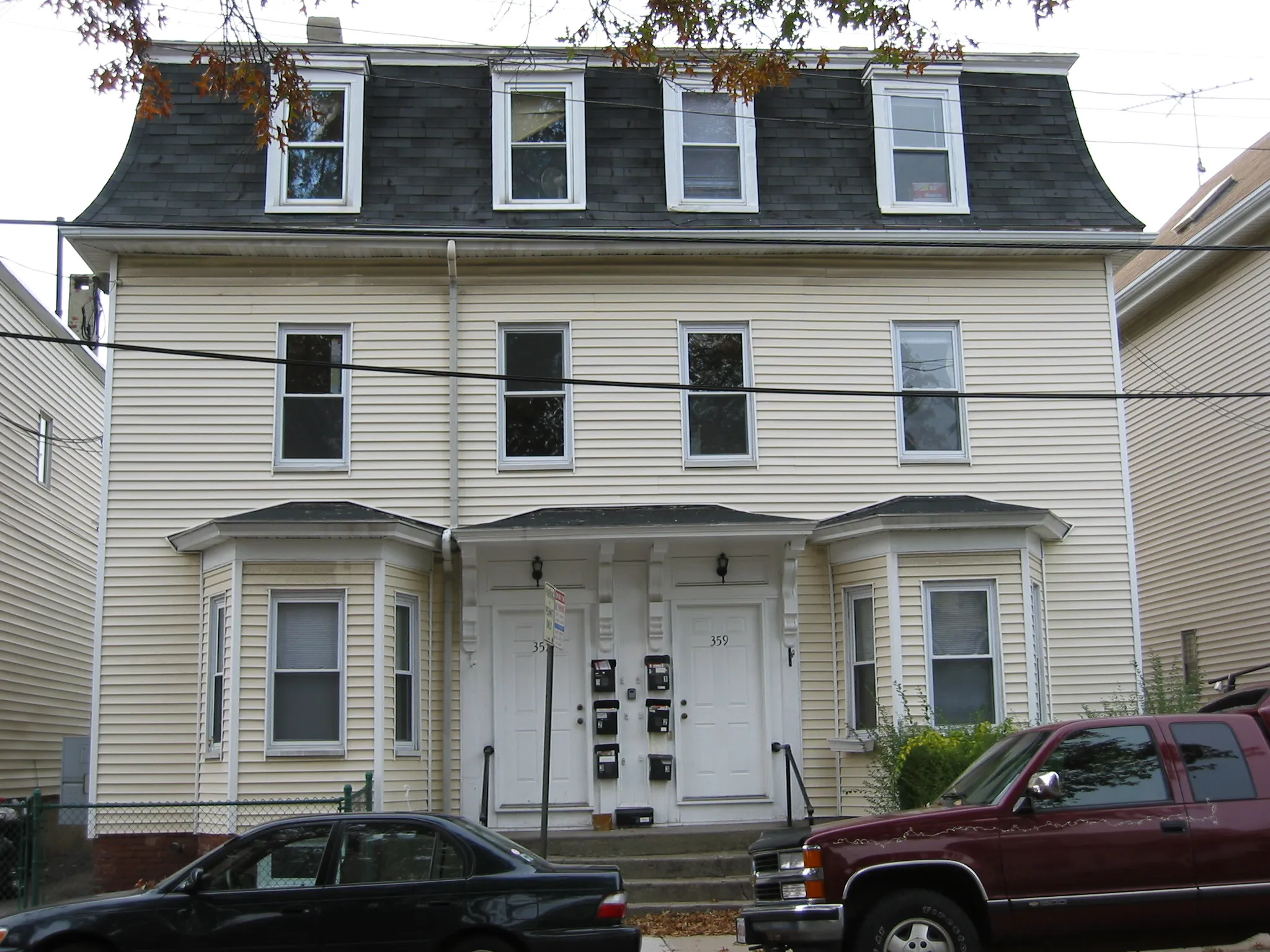 1 bed, 1 bath apartment for rent at 357 Windsor St Unit 1, Wellington-Harrington — photo 1 of 11