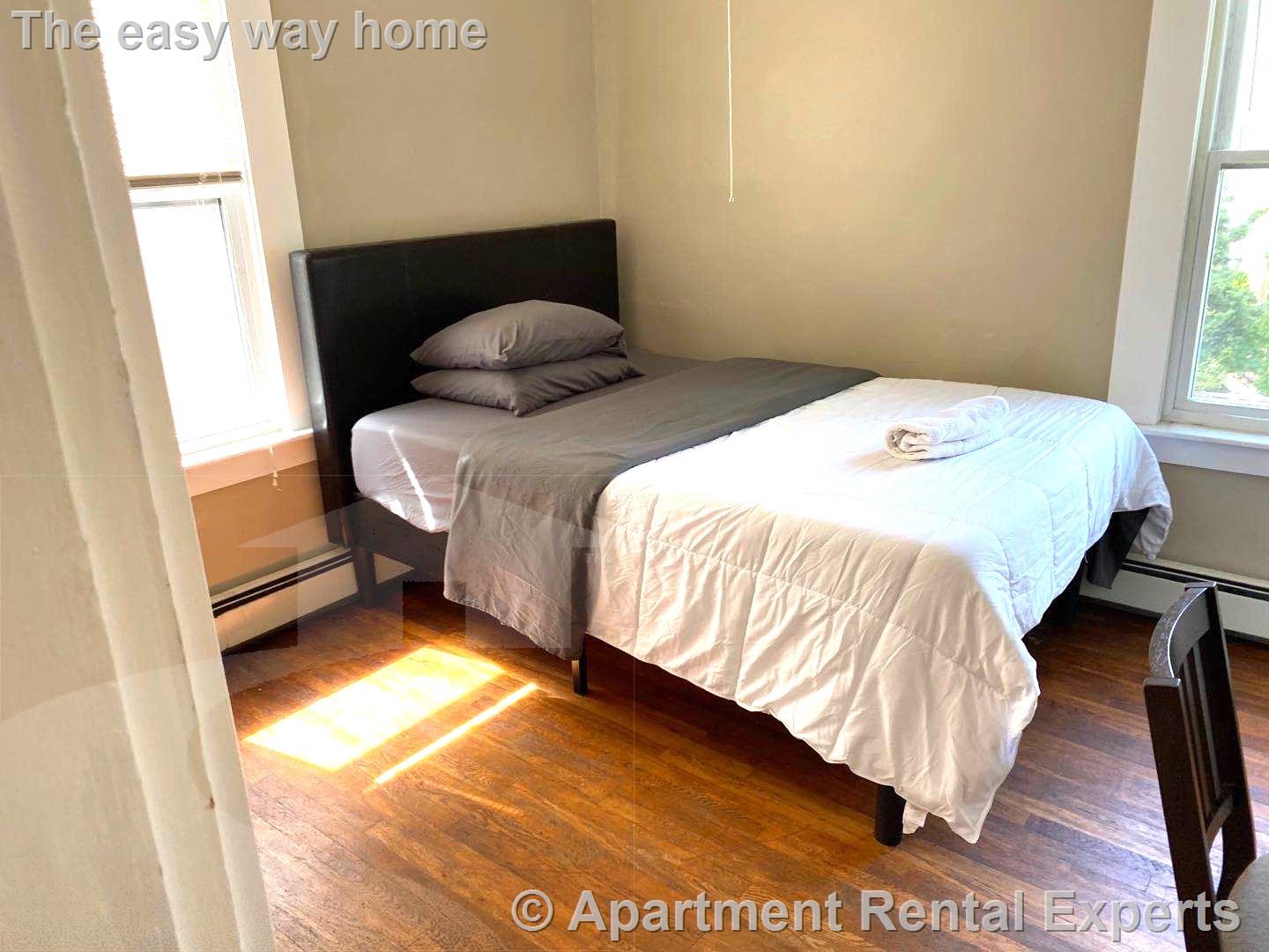 2 bed, 1 bath apartment for rent at 357 Windsor St Unit 3, Kendall Square — photo 3 of 9