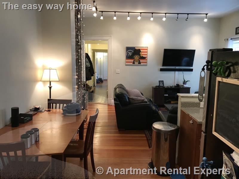 3 bed, 1 bath apartment for rent at 358 Broadway Unit 1, Winter Hill — photo 4 of 10