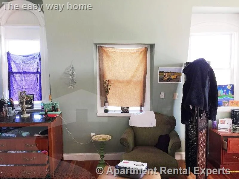 2 bed, 1 bath apartment for rent at 358 Broadway Unit 5, Winter Hill — photo 7 of 12