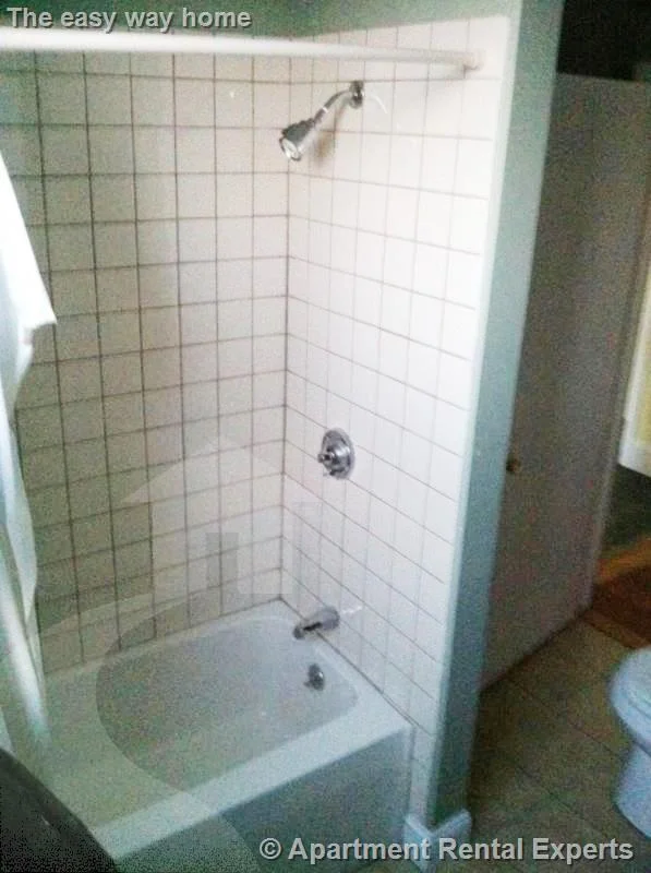 2 bed, 1 bath apartment for rent at 358 Broadway Unit 5, Winter Hill — photo 8 of 12